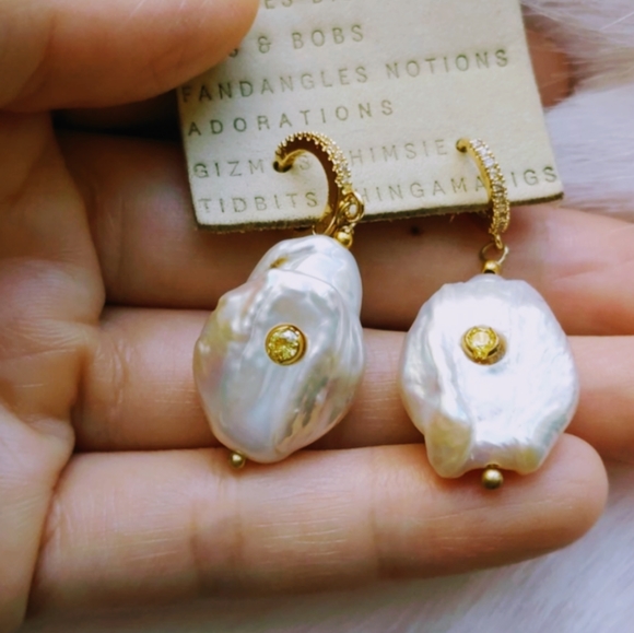 Anthropologie Paved Pearl CZ Earrings November NWT - Picture 10 of 11